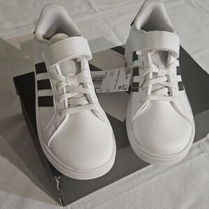 Adidas Kids' White and Black Lace/Velcro Sneakers NWT